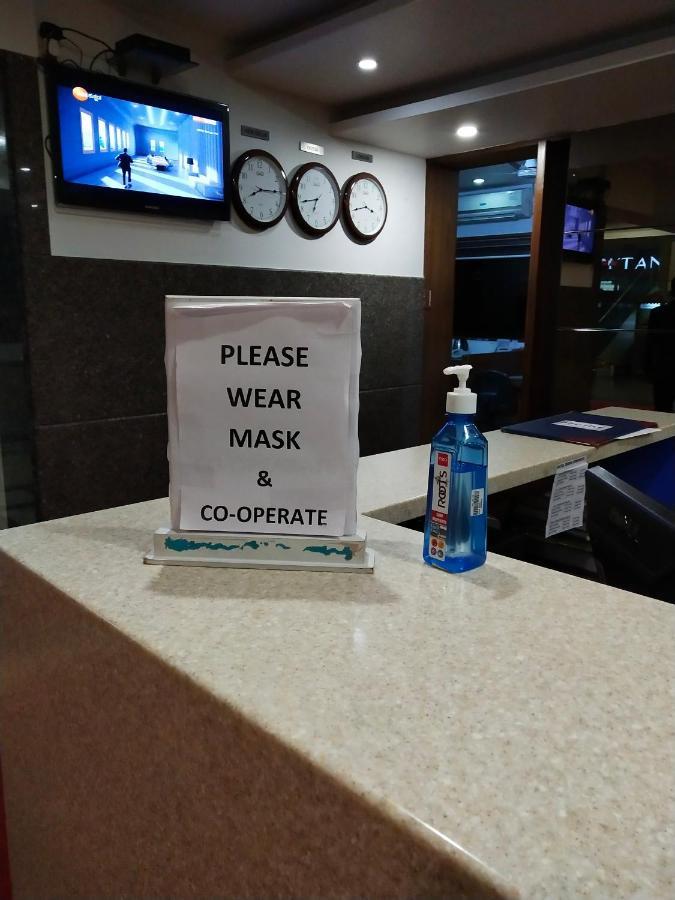 Hotel Deepa Comforts Mangalore Bagian luar foto
