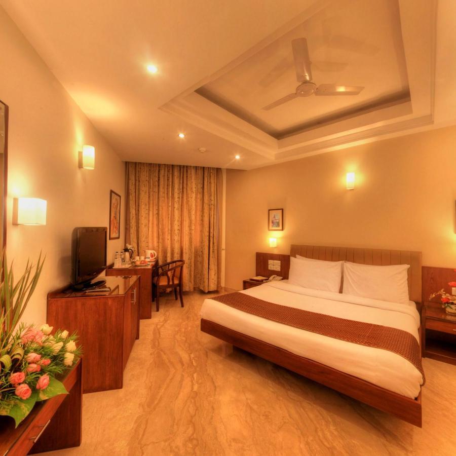 Hotel Deepa Comforts Mangalore Bagian luar foto