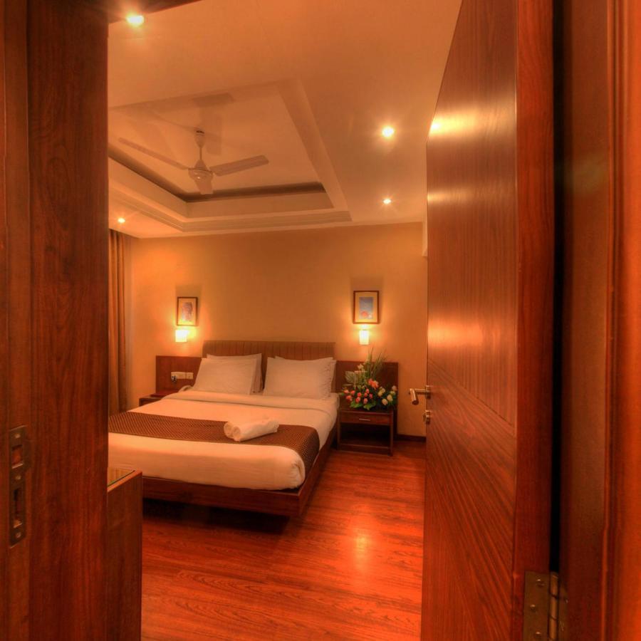 Hotel Deepa Comforts Mangalore Bagian luar foto