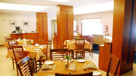 Hotel Deepa Comforts Mangalore Bagian luar foto
